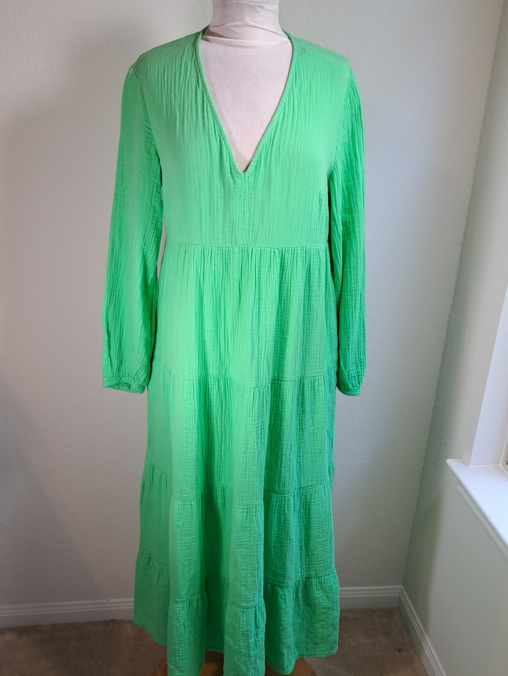 Universal Thread NWT Long-Sleeve Tiered Maxi Dress Bright Green Pockets Cotton S - Picture 2 of 11